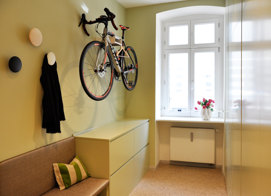 n-4 architects, interior design Berlin-Mitte, interior design, green room, carpentry installation, racing bike